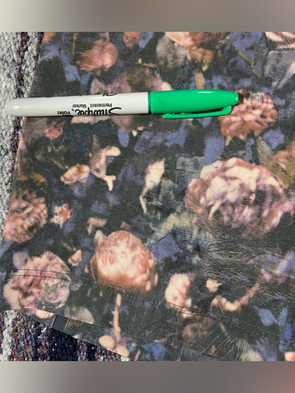 Lululemon Pace Breaker Shorts 7" Linerless Frosted Rose Mens Medium M Floral - Picture 12 of 12